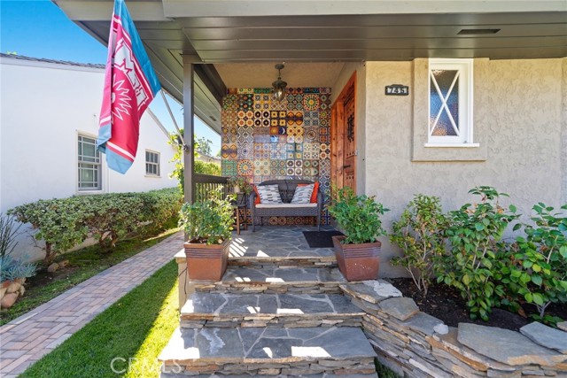 Detail Gallery Image 3 of 42 For 745 Havana Ave, Long Beach,  CA 90804 - 3 Beds | 2 Baths