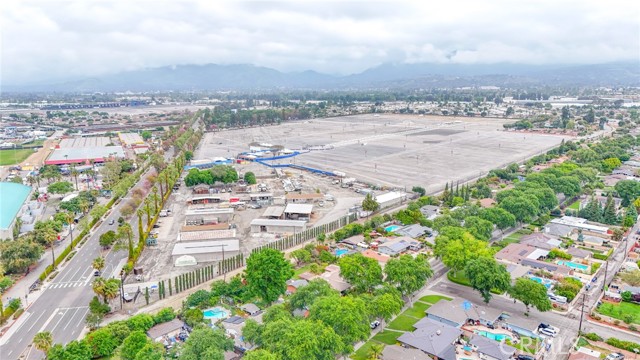 1727 Westwood Place, Pomona CA: https://media.crmls.org/medias/aeed5d6a-7a49-4f68-b133-81898fd8a9ac.jpg
