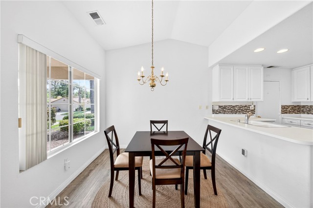 Detail Gallery Image 13 of 37 For 40644 Corte Albara, Murrieta,  CA 92562 - 2 Beds | 2 Baths