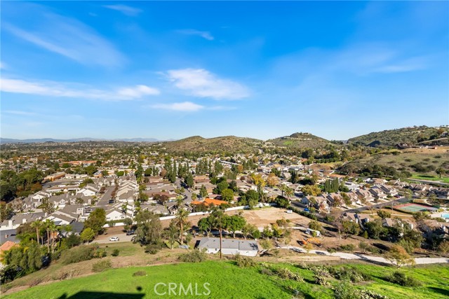 Detail Gallery Image 33 of 57 For 12348 Circula Panorama, North Tustin,  CA 92705 - 5 Beds | 3 Baths