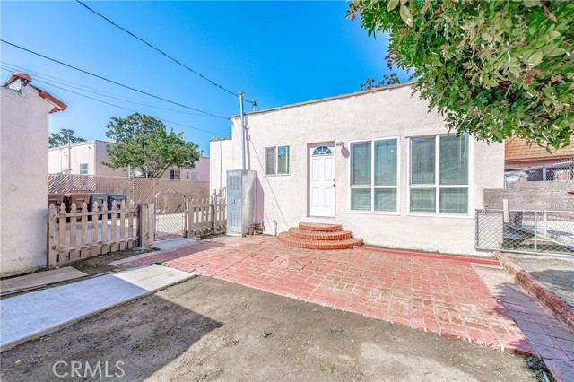 412 Burris Avenue, Compton, California 90221, 3 Bedrooms Bedrooms, ,2 BathroomsBathrooms,Single Family Residence,For Sale,Burris,DW24069103