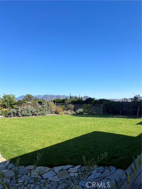 Detail Gallery Image 21 of 22 For 154 Hughes Dr, Camarillo,  CA 93010 - 3 Beds | 2 Baths