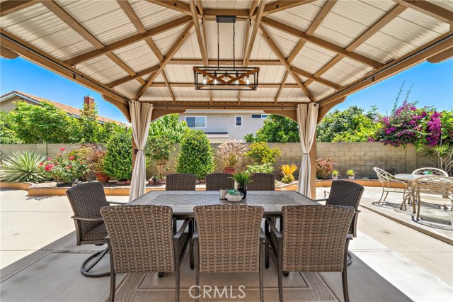 16086 Sweetleaf Street, Fountain Valley CA: https://media.crmls.org/medias/aeef8735-80ff-43db-a140-d4610a0815e3.jpg