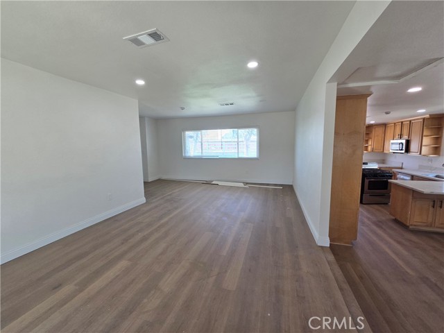 876 River Drive, Norco CA: https://media.crmls.org/medias/aeef96be-9328-4011-88fd-f9aeb5f805d7.jpg