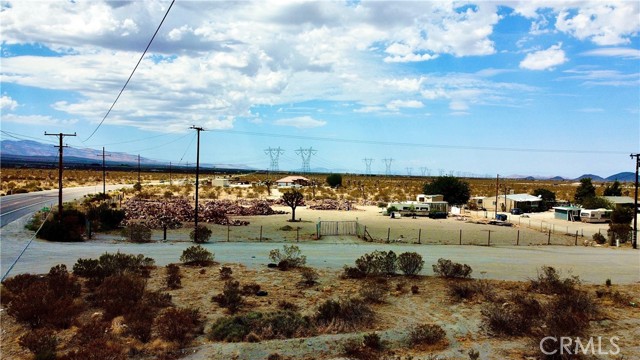 Detail Gallery Image 4 of 9 For 1290 Ca-18, Pinon Hills,  CA 92372 - – Beds | – Baths