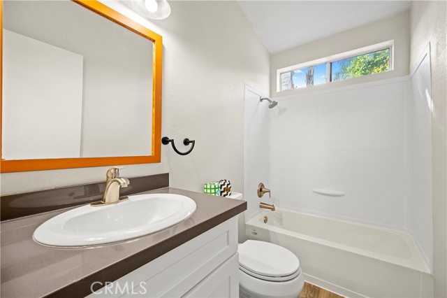 5815 E E La Palma Avenue, Anaheim CA: https://media.crmls.org/medias/aef00d03-743d-404c-8f05-fe8efd5a2082.jpg