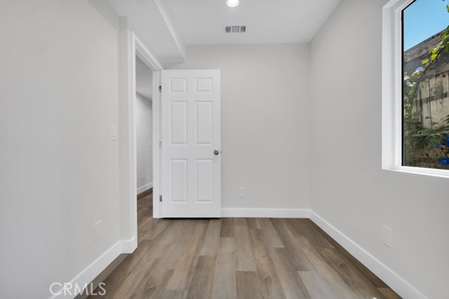 1234 W 89th Street, Los Angeles CA: https://media.crmls.org/medias/aef02c38-ad40-434e-9220-9fad405f038b.jpg