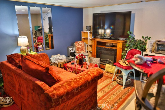 Detail Gallery Image 31 of 33 For 1201 South St, Corning,  CA 96021 - 5 Beds | 1/1 Baths