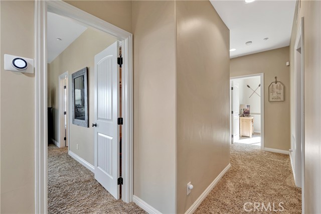 1119 Brentwood Drive, Lake Arrowhead CA: https://media.crmls.org/medias/aef18659-610d-43a4-a383-64af94f68107.jpg