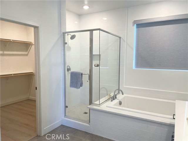 Detail Gallery Image 12 of 21 For 1060 N Anaheim Blvd #2, Anaheim,  CA 92801 - 4 Beds | 3/1 Baths