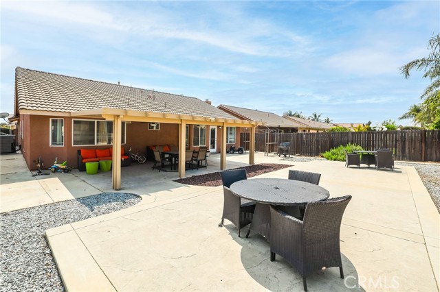 Detail Gallery Image 46 of 74 For 15060 Spring St, Fontana,  CA 92335 - 4 Beds | 2 Baths