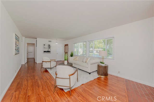 Detail Gallery Image 9 of 49 For 405 W Virginia Ave, Glendora,  CA 91741 - 3 Beds | 2 Baths