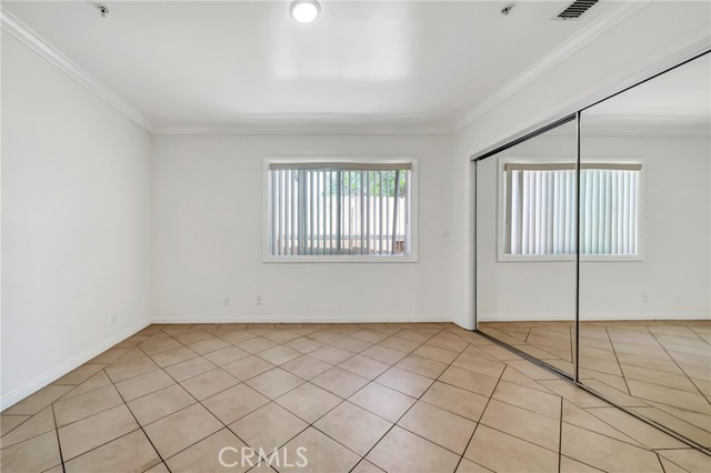 6929 1/2 Amigo Avenue, Reseda CA: https://media.crmls.org/medias/aef5f5b5-5b1f-4596-835b-7d9986bdc0dc.jpg