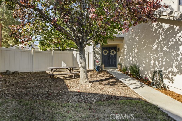 Detail Gallery Image 4 of 37 For 26932 St Julian Cir, Murrieta,  CA 92563 - 4 Beds | 2/1 Baths