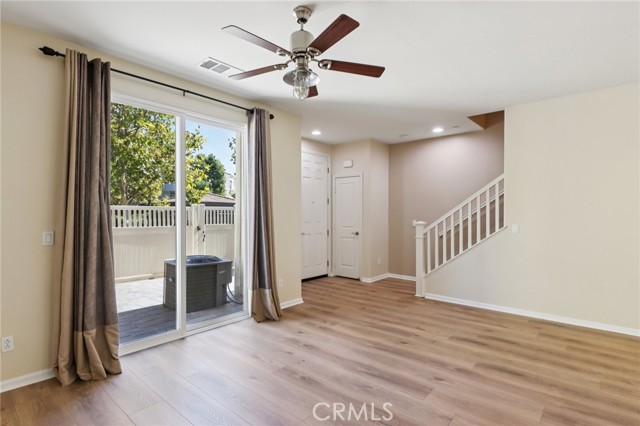 44118 Calle Luz, Temecula CA: https://media.crmls.org/medias/aef737d1-4758-4b50-aad5-44c490c7b48e.jpg