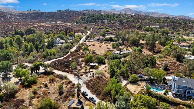 Detail Gallery Image 2 of 68 For 28311 Vista Del Valle, Hemet,  CA 92544 - 3 Beds | 2 Baths