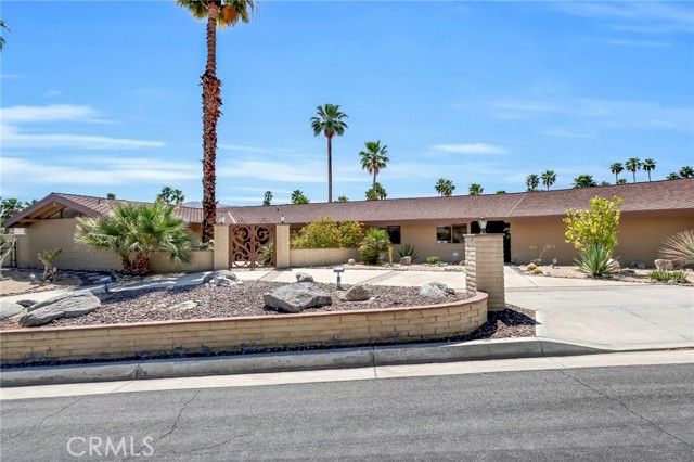 Detail Gallery Image 1 of 57 For 48065 Silver Spur Trl, Palm Desert,  CA 92260 - 3 Beds | 2 Baths
