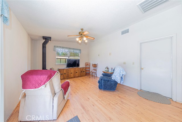 Detail Gallery Image 25 of 59 For 47457 Road 620, Oakhurst,  CA 93644 - 4 Beds | 3 Baths