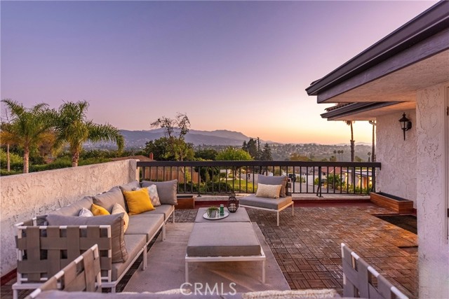 Detail Gallery Image 30 of 50 For 2044 Calle Yucca, Thousand Oaks,  CA 91360 - 4 Beds | 4 Baths