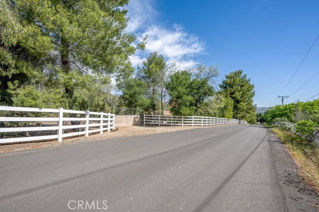 Detail Gallery Image 47 of 47 For 26615 Mountain Park Rd, Canyon Country,  CA 91387 - 3 Beds | 3 Baths