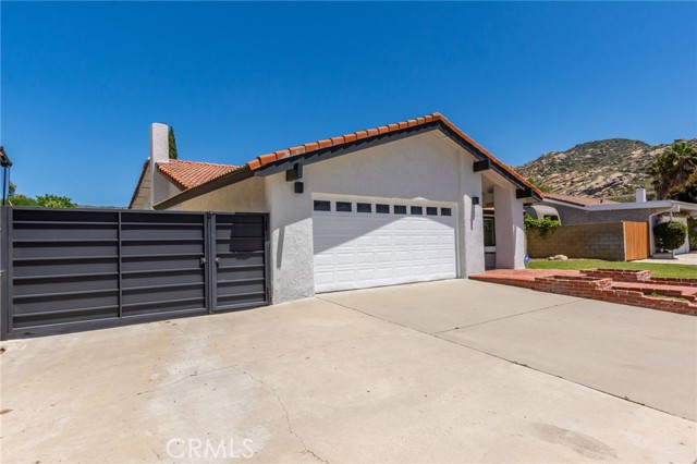 6473 Dowel Drive photo 4