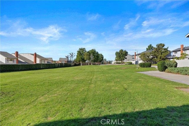 Image 25 of 30 For 6685 Moselle Circle