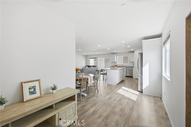 Detail Gallery Image 6 of 72 For 14094 Cordelia, Moreno Valley,  CA 92555 - 4 Beds | 2/1 Baths