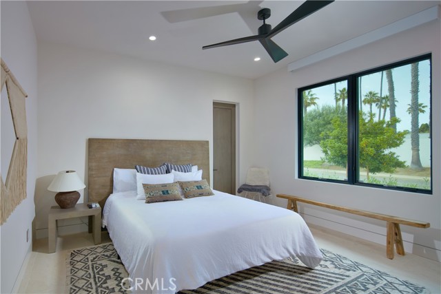 Detail Gallery Image 13 of 27 For 521 Angelita, Corona Del Mar,  CA 92625 - 4 Beds | 6 Baths