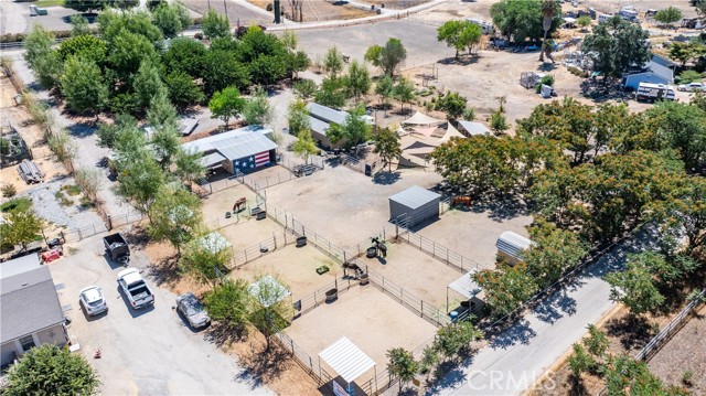 4225 Farousse Way, Paso Robles CA: https://media.crmls.org/medias/aefd736d-a6f0-4d53-895e-e48120596e4b.jpg