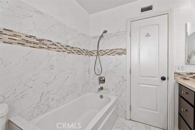 Detail Gallery Image 20 of 33 For 3831 Wisteria St, Seal Beach,  CA 90740 - 4 Beds | 3 Baths