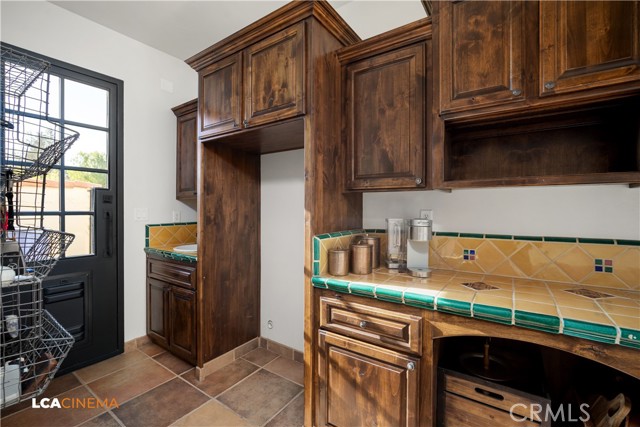 Detail Gallery Image 13 of 54 For 15001 Colonia De Las Rosas, Bakersfield,  CA 93306 - 4 Beds | 3/1 Baths