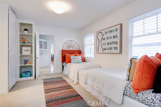 533 13th Street, Manhattan Beach, California 90266, 2 Bedrooms Bedrooms, ,1 BathroomBathrooms,Residential,Sold,13th,SB23018975