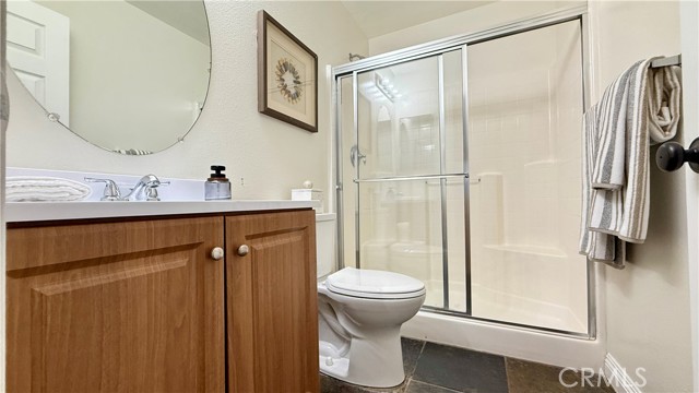 11958 Sunstone Court, Eastvale CA: https://media.crmls.org/medias/af000862-4755-4e27-88fb-4e8dec024785.jpg