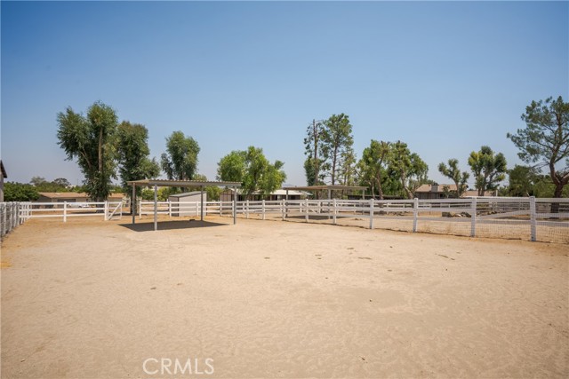 31755 Country Haven Lane, Menifee CA: https://media.crmls.org/medias/af01031a-02f8-471e-b5ff-46d53e6326b2.jpg