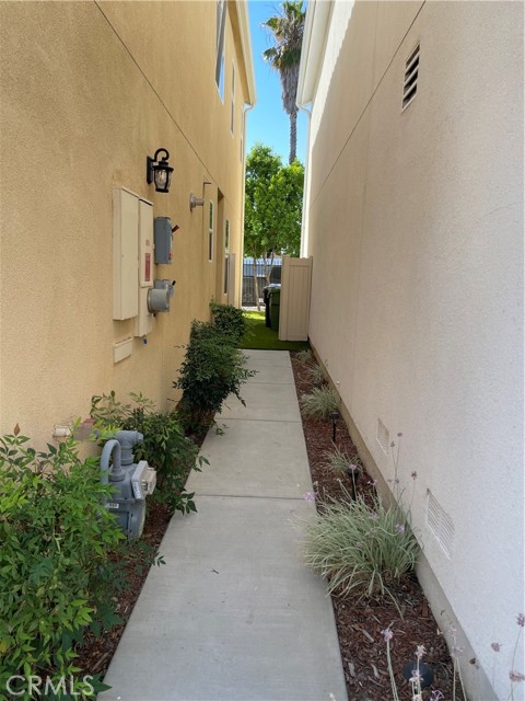 14921 West Navarre Way photo 3