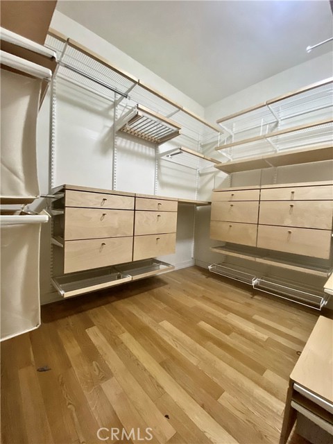 Detail Gallery Image 21 of 42 For 801 S Grand Ave #1404,  Los Angeles,  CA 90017 - 1 Beds | 1 Baths