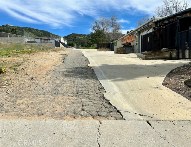 Detail Gallery Image 23 of 26 For 35780 Eureka Ave, Yucaipa,  CA 92399 - 6 Beds | 3 Baths