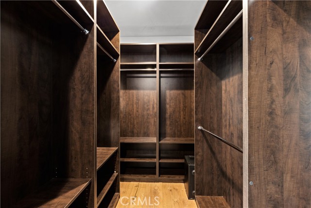 Detail Gallery Image 23 of 37 For 2746 Rinconia Dr, Los Angeles,  CA 90068 - 4 Beds | 3/1 Baths