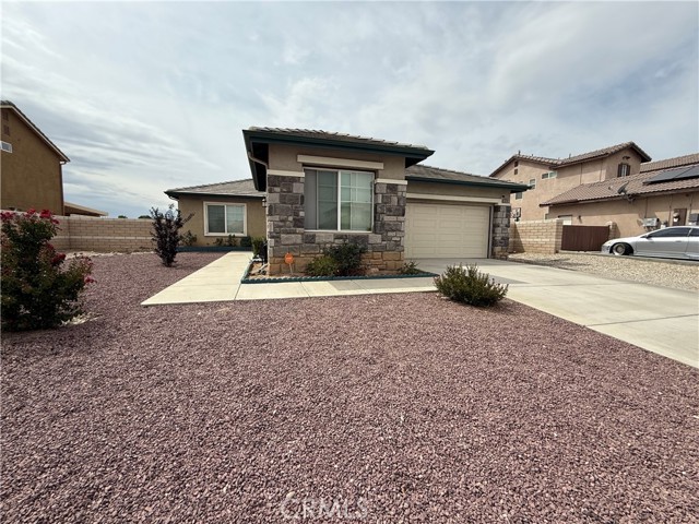 Detail Gallery Image 1 of 45 For 13767 Buttermilk Rd, Victorville,  CA 92392 - 4 Beds | 3 Baths