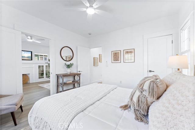 765 Loma Avenue, Long Beach CA: https://media.crmls.org/medias/af02e9eb-afe5-487f-bd4f-16b52b3707ce.jpg