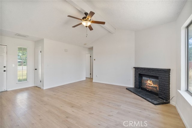 Detail Gallery Image 7 of 23 For 25732 Avenue 17, Madera,  CA 93638 - 3 Beds | 2 Baths