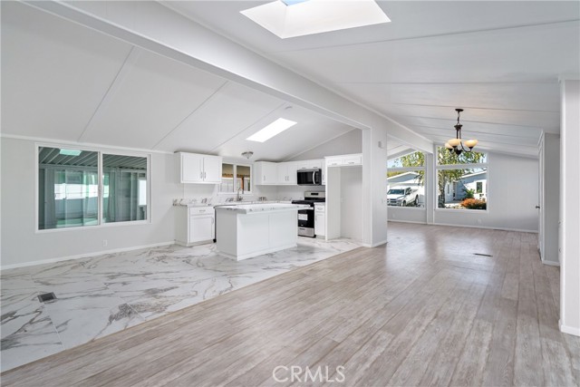 Detail Gallery Image 12 of 58 For 4 Dove Ct, Paso Robles,  CA 93446 - 2 Beds | 2 Baths