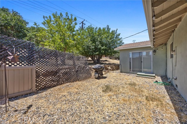 119 Pine Drive, Kernville CA: https://media.crmls.org/medias/af044acd-aea2-4ff4-872d-859df80e917f.jpg