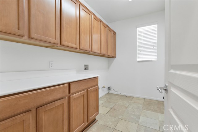 Detail Gallery Image 24 of 38 For 16683 Desert Star St, Victorville,  CA 92394 - 4 Beds | 2/1 Baths
