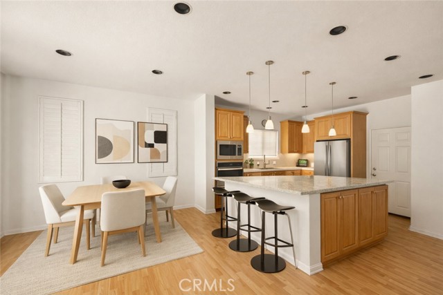 Detail Gallery Image 7 of 30 For 11 Highfield, Irvine,  CA 92618 - 4 Beds | 3/1 Baths