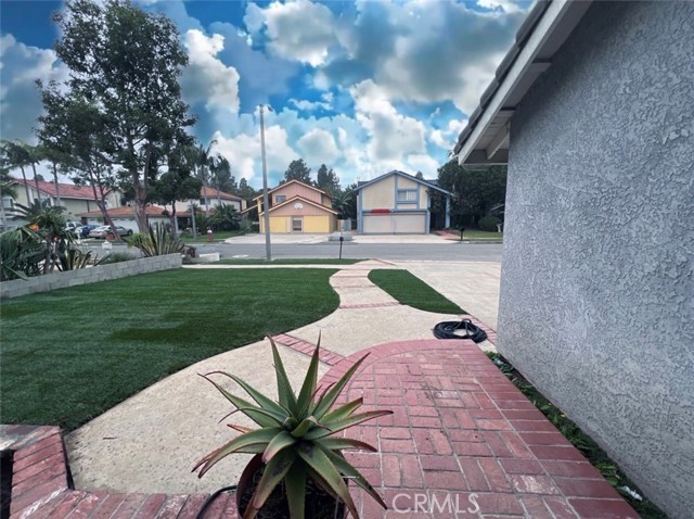 Detail Gallery Image 7 of 23 For 3117 S Linda, Santa Ana,  CA 92704 - 4 Beds | 3 Baths