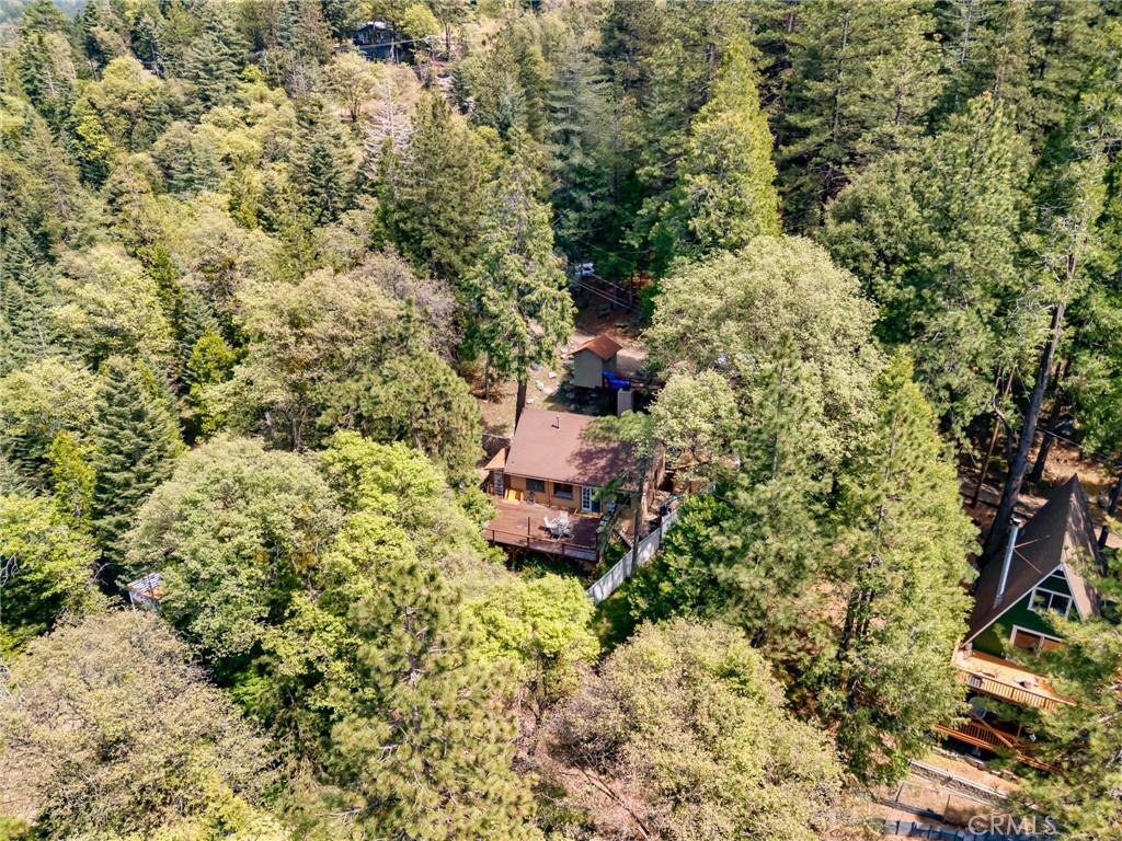 https://media.crmls.org/medias/af078838-05ba-4fc0-8211-4821ca9ede44.jpg?preset=X-Large