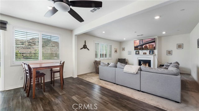 Detail Gallery Image 6 of 19 For 29812 Olympic, Menifee,  CA 92585 - 4 Beds | 3 Baths