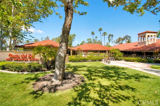 27992 Via Chocano, Mission Viejo CA: https://media.crmls.org/medias/af07c356-dc4d-46e6-bc8f-4643e71ffcbc.jpg