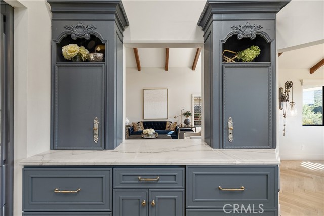 29122 Laurel Valley Drive, Vista CA: https://media.crmls.org/medias/af08ca22-68cf-4dd6-ad20-69309b415692.jpg